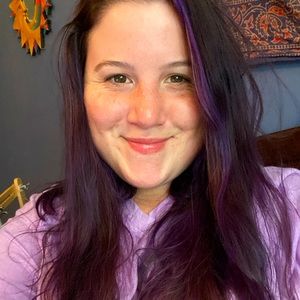 Meet your Posher, Hillary